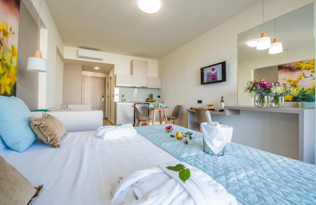 Incognito Creta Luxury Suites And More コリンバリ エクステリア 写真